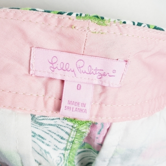 LILLY PULITZER Callahan shorts in Bloomin Cocoonin preppy resortwear - Picture 5 of 6